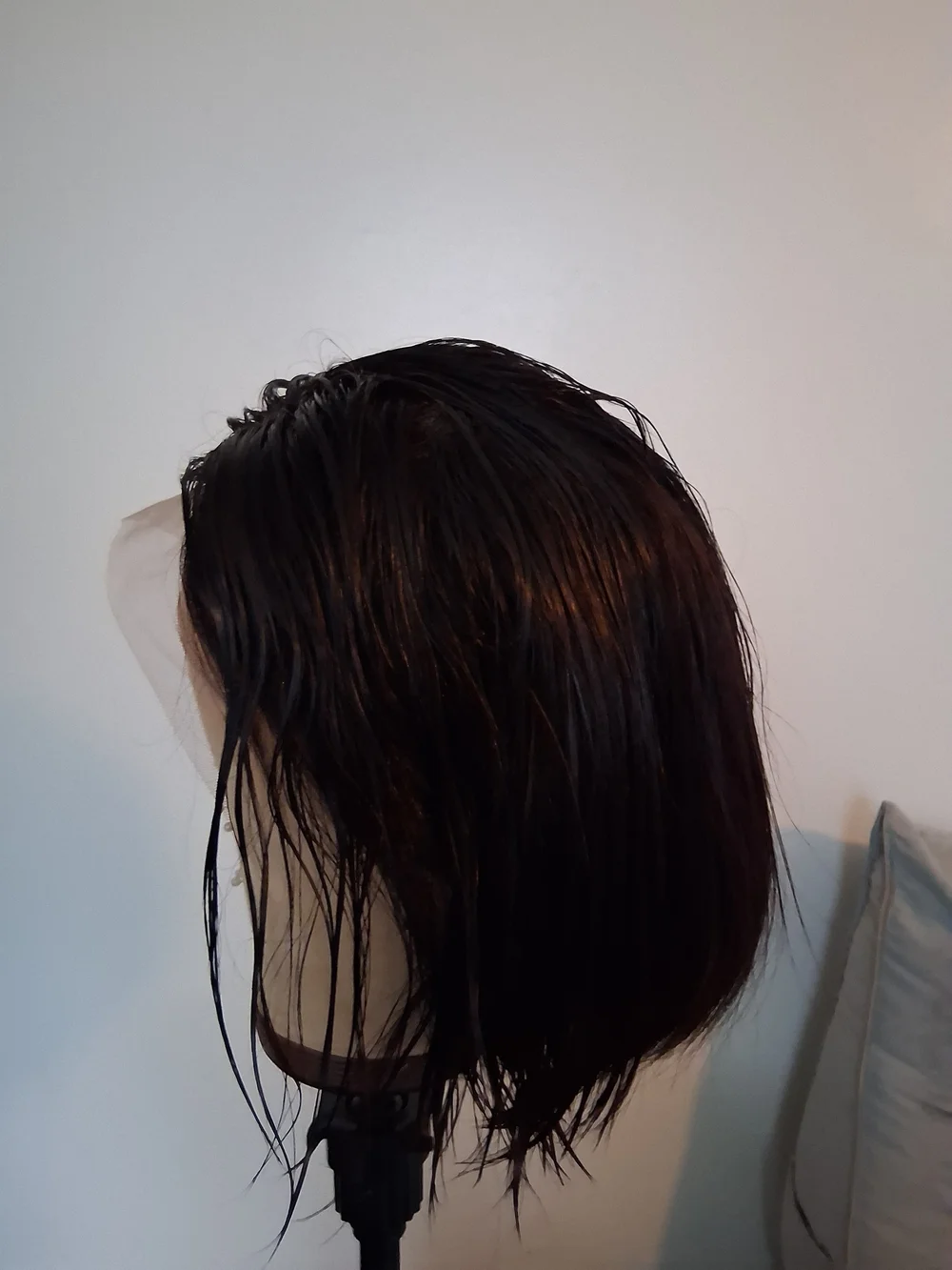 Wet-Look Short Lace Front Wig in Natural Black